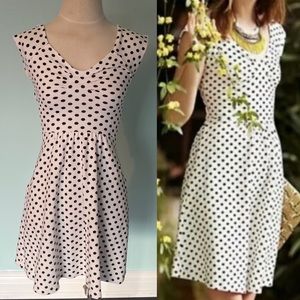 Anthropologie 9-H1S polka dot cross back dress